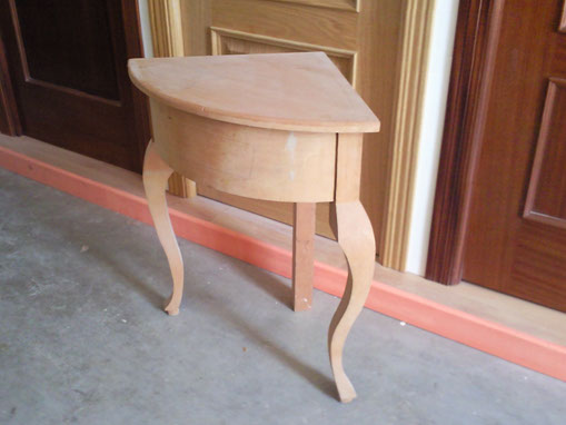 Rinconera de cedro natural